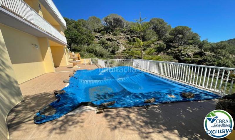 Foto 0e8f9efd-d261-465d-bac5-a2b097ffe372. Casa en carrer mirón 51 magnifique xalet de 253 m2 construit, 608 m2 de terrain, belle vue mer et piscine en Roses