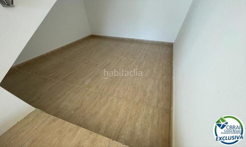 Foto 82e9b8d3-a2d1-40d0-994a-3454343a3443. Casa en carrer mirón 51 magnifique xalet de 253 m2 construit, 608 m2 de terrain, belle vue mer et piscine en Roses