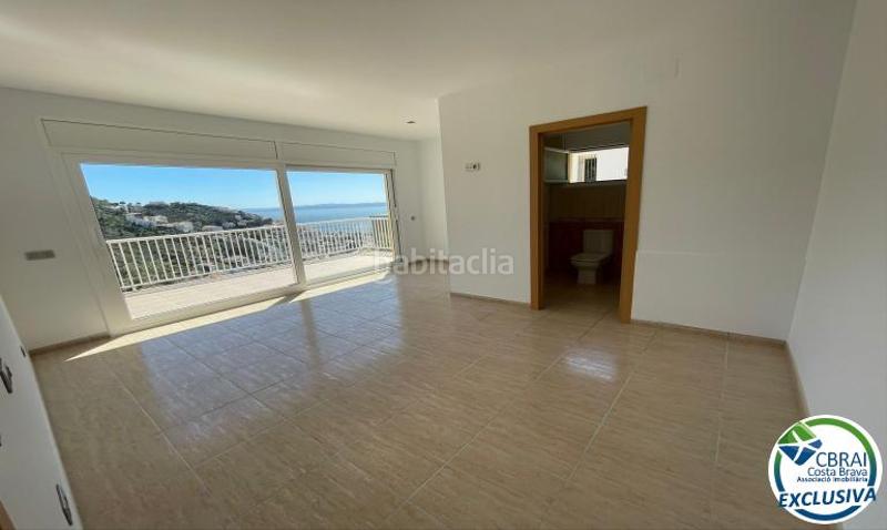 Foto 8890f8b5-cfdc-4119-94b5-3038ae07eab8. Casa en carrer mirón 51 magnifique xalet de 253 m2 construit, 608 m2 de terrain, belle vue mer et piscine en Roses