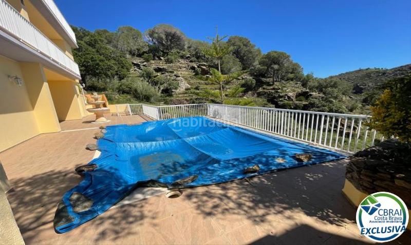 Foto c9fa485b-9eee-4b6b-a2b5-b8d00c4fe955. Casa en carrer mirón 51 magnifique xalet de 253 m2 construit, 608 m2 de terrain, belle vue mer et piscine en Roses