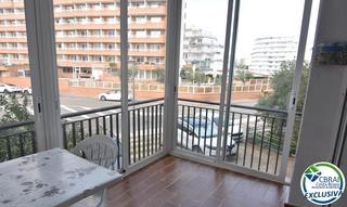 Piso en Avinguda de la platja 23. Apartamento situado a santa margarita (roses) 250 metros de la p