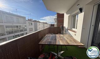 Apartament a Avinguda de la mare de déu de montserrat 38. Magnífico apartamento totalmente reformado