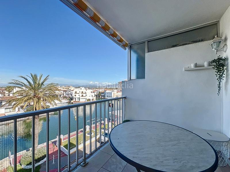 Foto c52fb9b4-c557-4f37-9c1e-e7b2f8526740. Estudio en passatge poblado típico 19 encantador estudio reformado con gran terraza y vistas al canal - poblat tipic en Empuriabrava