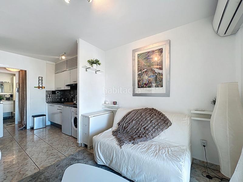 Foto e865a30f-2ac8-4ccb-983b-ce6f97f5093f. Estudio en passatge poblado típico 19 encantador estudio reformado con gran terraza y vistas al canal - poblat tipic en Empuriabrava