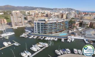 Pis a Carrer cap de la gola 30. Encantador apartamento con licencia turística y vistas al canal
