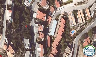 Terreny residencial a Carrer de joan margarit 75. Parcela urbana de 604 m2 en canyelles petites con vista al mar
