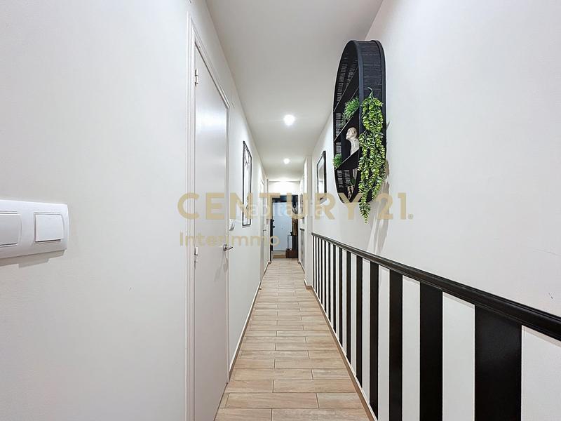 Foto 31e0703d-9efe-4e2e-855e-19df5c2dda4e. Piso venta - magnífico piso con licencia turística en el puerto en Empuriabrava