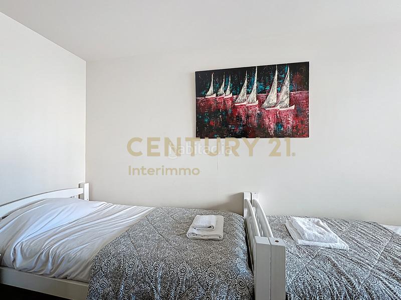 Foto 9be923d2-ef23-4b5b-bbdd-9921d59310cd. Piso venta - magnífico piso con licencia turística en el puerto en Empuriabrava