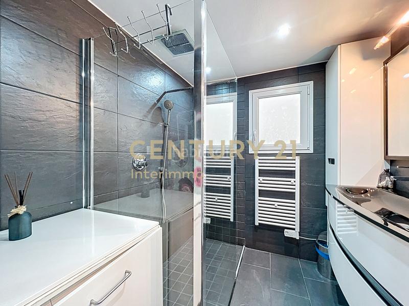 Foto fd5595c5-3c14-490c-af34-f305674a17de. Piso venta - magnífico piso con licencia turística en el puerto en Empuriabrava