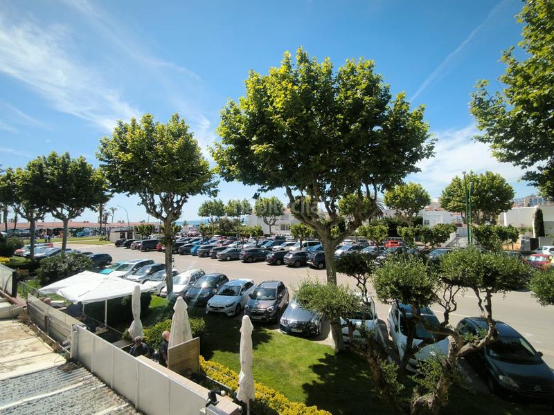 Foto b0c5b520-15c9-4e43-b7be-ee3846cc232a. Piso encantadora oportunidad de apartamento con terraza en venta - bahia 3 en Empuriabrava
