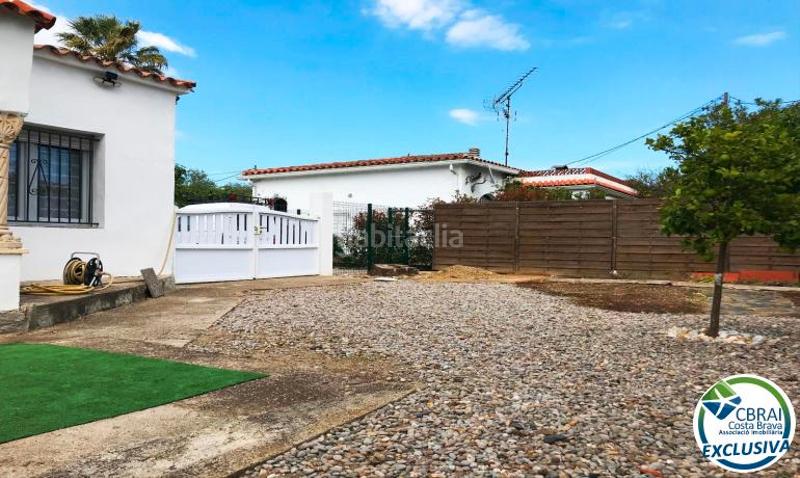 Foto 24012a71-00ff-4339-8769-ccc25dd01136. Casa en carrer baix camp 4 amplia casa con piscina en venta en mas boscà en Roses