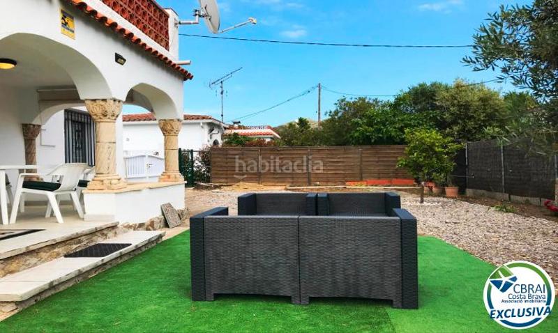 Foto a40e1292-d644-4eed-85b2-585310c1dff7. Casa en carrer baix camp 4 amplia casa con piscina en venta en mas boscà en Roses