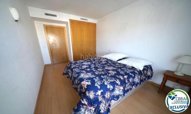Foto 650bd5bb-9f2d-435f-a9db-00a86d16740f. Piso en carrer port joan 43 ático de 1 dormitorio con sótano y plaza de parking privada en venta en Roses