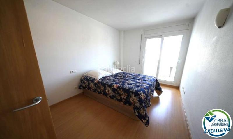 Foto 9c3c5242-e08b-4b06-a46f-a14eb31b05ca. Piso en carrer port joan 43 ático de 1 dormitorio con sótano y plaza de parking privada en venta en Roses