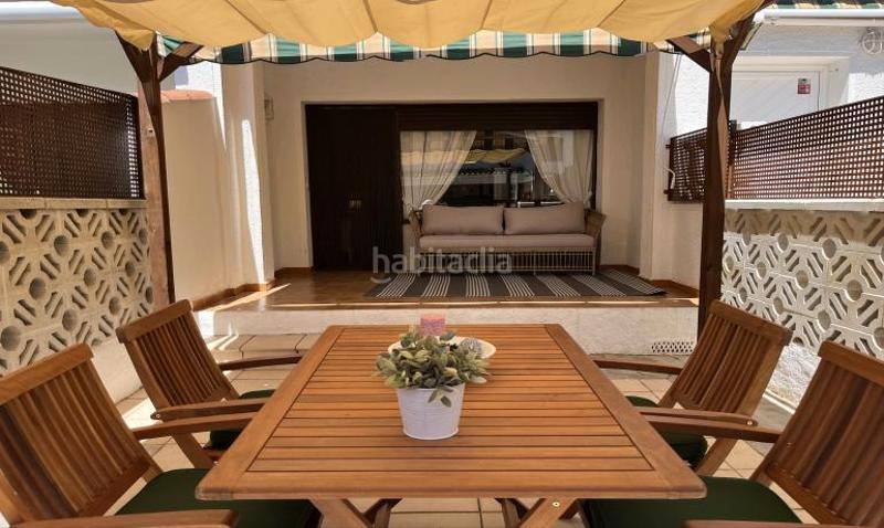 Foto 2fe08252-2a32-4ad1-87e6-9593c9b8e760. Casa en carrer ebre 19d bonita casa en ebre en Segre - Ebre - Ter Empuriabrava