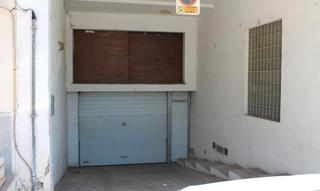 Autoparkplatz in Carrer de la riera ginjolers 94. Plaza de parking en centro de roses gran via