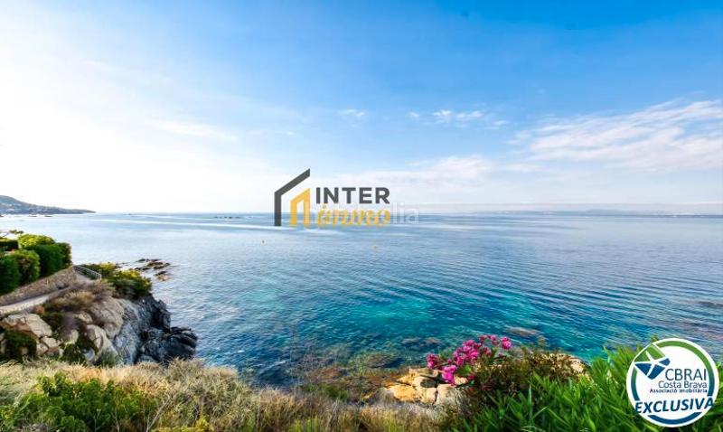 Foto 0d242606-9056-4878-98fb-e2cf3a31a601. Piso en carretera canyelles 10 apartamento reformado con vistas al mar y licencia turística en Roses