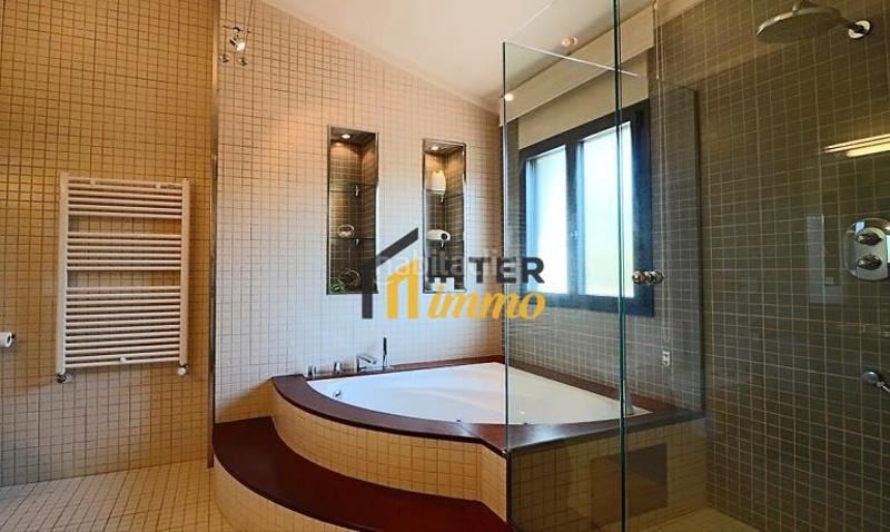 Foto 6665474d-64d1-4c6c-a91d-ae758f7b45e4. Casa en calle mig 4 villa totalmente renovada en la exclusiva zona golf en Peralada