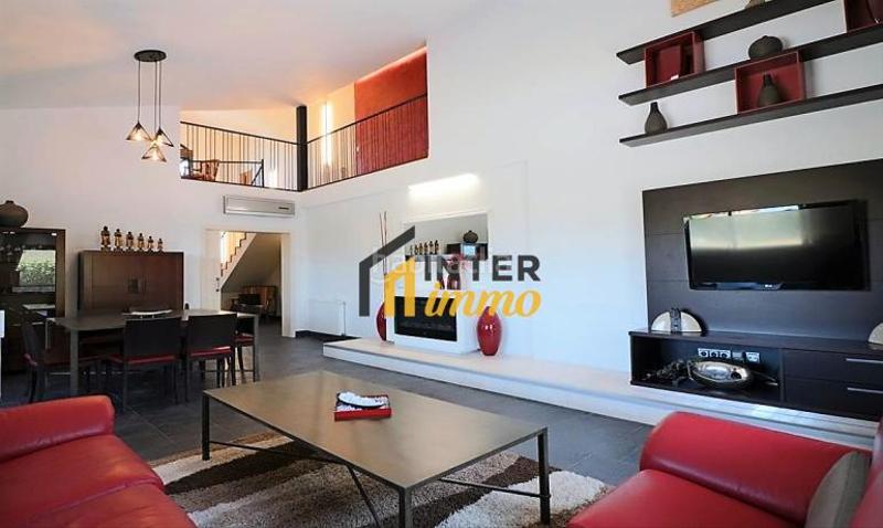 Foto 90515b18-311a-4636-8af2-d19a612558f9. Casa en calle mig 4 villa totalmente renovada en la exclusiva zona golf en Peralada