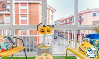 Piso  Carrer del cap norfeu 60. Acogedor apartamento reformado en el centro de roses a escasos m