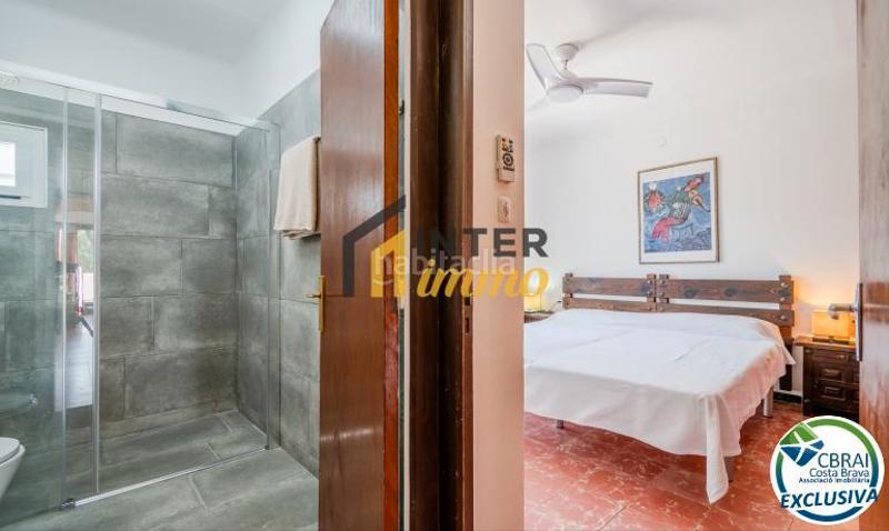Foto 8c7827ef-f074-4b0e-8cc1-e0aa0327ecd0. Casa en carrer solsonès 100 ¡propiedad única con licencia turística en más boscà - ! ??? en Roses
