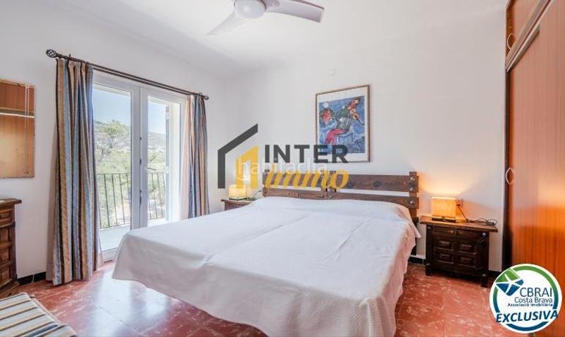 Foto d028f98e-668d-40ce-a625-796da4050850. Casa en carrer solsonès 100 ¡propiedad única con licencia turística en más boscà - ! ??? en Roses