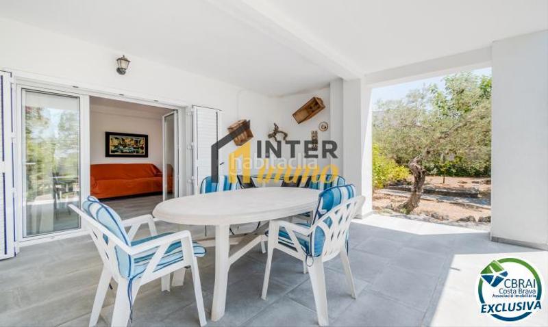 Foto ef8dd17e-7f68-45ef-96d3-1a79d4c6fc04. Casa en carrer solsonès 100 ¡propiedad única con licencia turística en más boscà - ! ??? en Roses