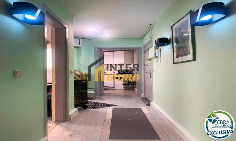 Foto 6b02b430-2459-4ee8-80b4-0dba2cb293dc. Apartamento en avinguda de la riera de la cuana 14 amplio piso en venta a 100 metros del mar en Roses