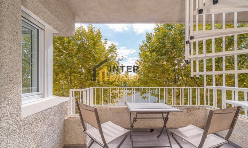 Foto 2dd7eb23-7684-4063-91c8-d92c43cf636a. Apartamento en carrer port empordà 8 bonito apartamento en perfecto estado con solárium, plaza de aparcamiento subterránea y trastero incluidos en Empuriabrava