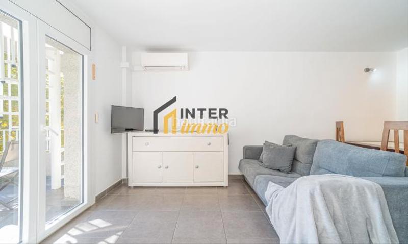 Foto 82430018-a37a-4740-9784-83c37cae0180. Apartamento en carrer port empordà 8 bonito apartamento en perfecto estado con solárium, plaza de aparcamiento subterránea y trastero incluidos en Empuriabrava