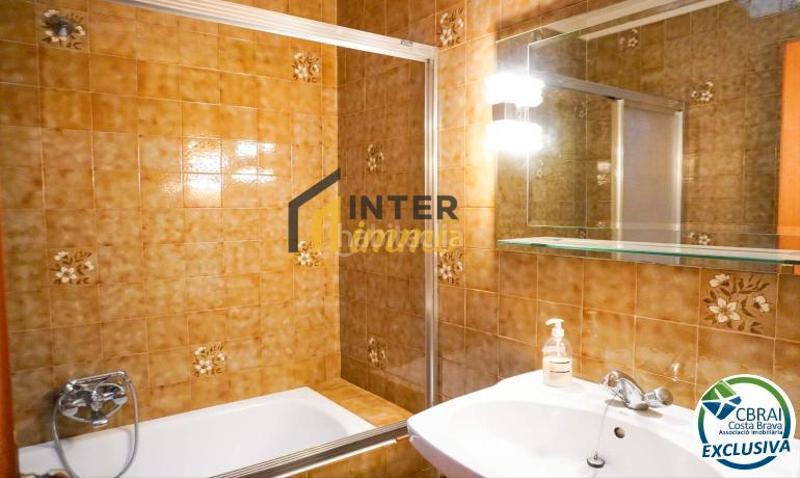 Foto efae81e8-aeea-477c-8faf-84ef733c1db3. Casa en carrer fages de climent 13 casa en vilasacra en Vila-sacra