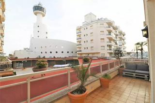 Appartement à Salins - Cavall de Mar. En venta  apartamento renovado con gran terraza y licencia turís