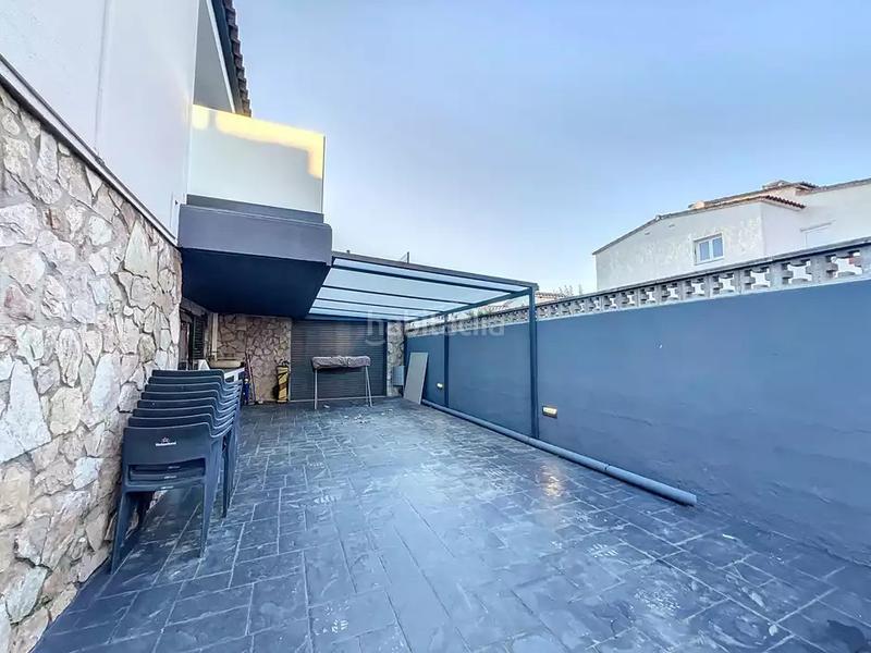 Foto 6ccee3d4-4e5a-4493-8641-bb0dcf9d4cdb. Maison dans carlit 21b dans Carlit - Montseny Empuriabrava