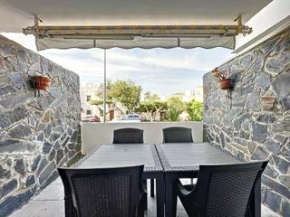 Pis a Moxó - Sant Mori. Apartamento a 400 m de la playa con licencia turística.