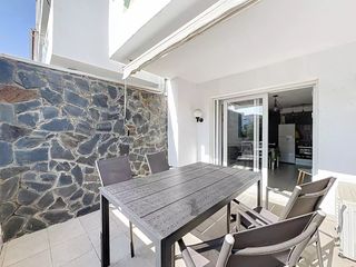 Appartamento in Mox� - Sant Mori. Apartamento renovado con terrazas en pleno centro de empuriabrav