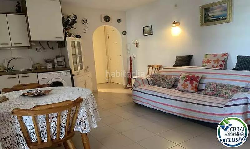 Foto 5f5eb3ae-4ad0-4952-8882-1d2002851ae5. Appartement avec parking dans Santa Margarida Roses