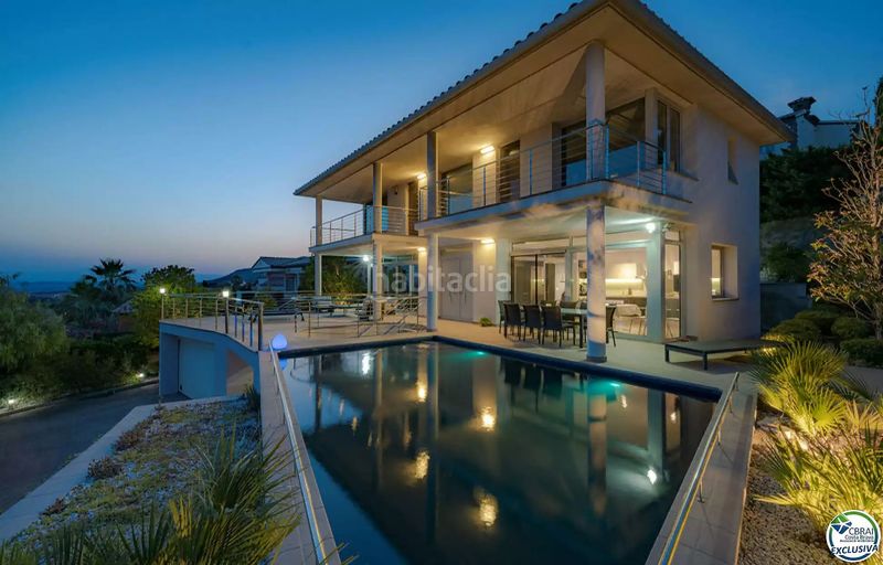 Foto b64d2d3c-4043-450d-bbac-a2bffca8d37c. Casa a calle alemanya 74 a Palau-saverdera