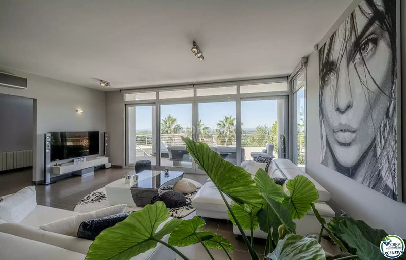 Foto fa72b8ae-7878-47d0-97fc-02e2b29846c0. Casa a calle alemanya 74 a Palau-saverdera