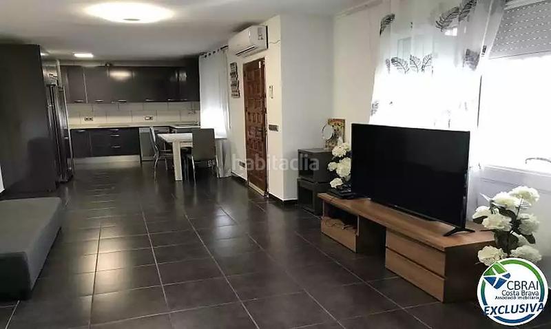 Foto 3b28ded9-8f5b-4afb-9d6b-359087bfb5e1. Casa a calle baix llobregat 4 a Nord Roses