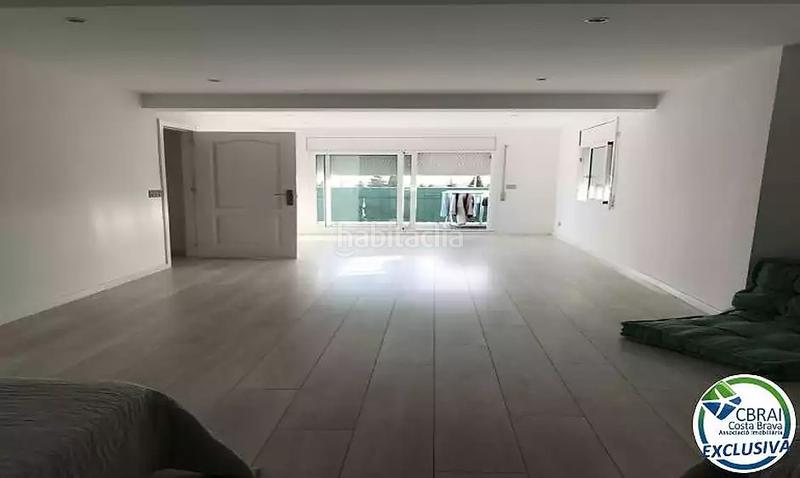 Foto 6904c858-4126-4f66-92fa-7fb92391ccf8. Casa a calle baix llobregat 4 a Nord Roses