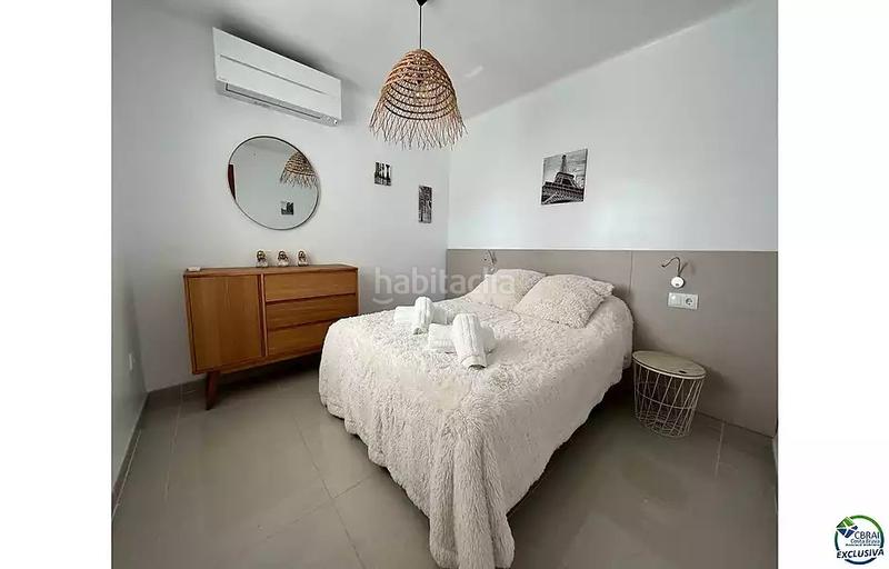 Foto f68bece3-d35e-44c7-86a8-e1a0c4b7a47e. Casa con parcheggio piscina in Cap Ras - Creus - Falconera Empuriabrava