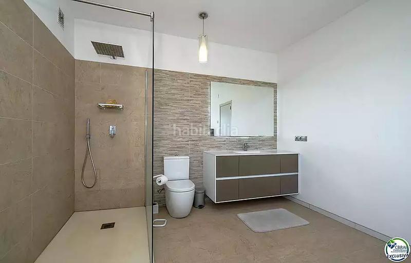 Foto 3dc631a0-6608-483a-9cfa-f2708b8aeff6. Casa con riscaldamento parcheggio piscina in Palau-saverdera