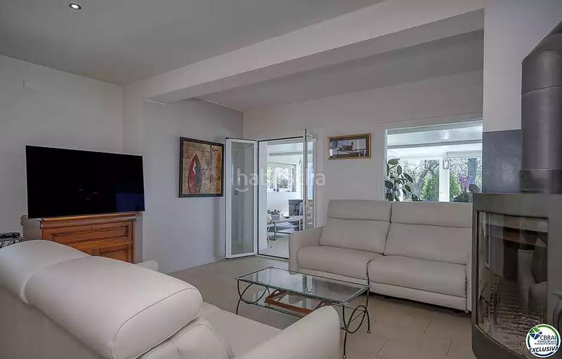 Foto 526c070f-011c-4894-9874-a06b40ebe1e0. Casa con riscaldamento parcheggio piscina in Palau-saverdera