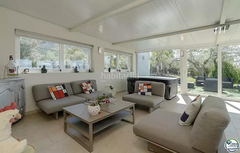 Foto bd8a2b21-d9fb-4a48-9668-68bd424a7263. Casa con riscaldamento parcheggio piscina in Palau-saverdera