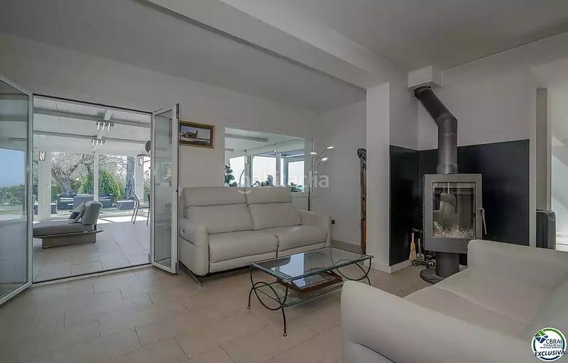 Foto e88494f4-057b-417d-85de-50f1f8d9cd7a. Casa con riscaldamento parcheggio piscina in Palau-saverdera