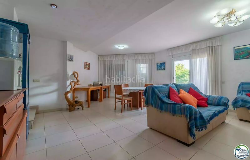 Foto cc7c0420-c311-401e-ae1e-b27351d58ed2. Casa a calle ponent 38 a Centre Roses