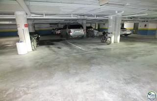 Aparcament cotxe a Santa Margarida. Parking en santa margarita