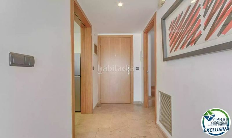 Foto fb1b4982-df8e-485a-9c16-f911b05730c3. Pis a paseo maritimo 31 a Salatar Roses