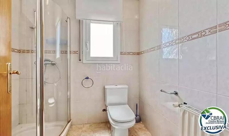 Foto 5d10e8ff-51dd-4a4c-93d6-541aa86967d8. Maison avec chauffage piscine dans Puigmal - Mas Nou Empuriabrava