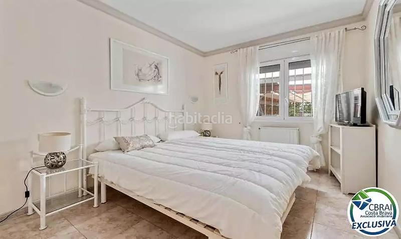 Foto 924ce995-f988-4d15-ae69-f65ca5ef4138. Maison avec chauffage piscine dans Puigmal - Mas Nou Empuriabrava